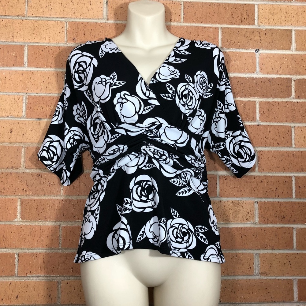 3/$25 👑 White House Black Market Sz Small Blouse Dolman
